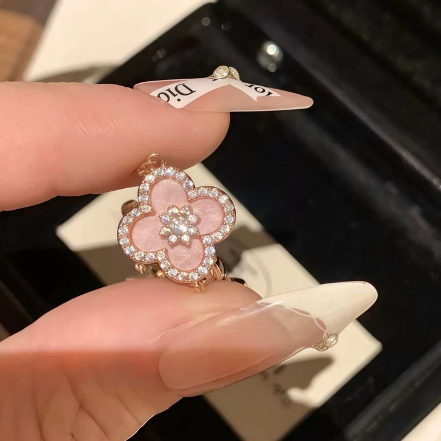 PetalGlow Clover Bracelet- 50 % OFF