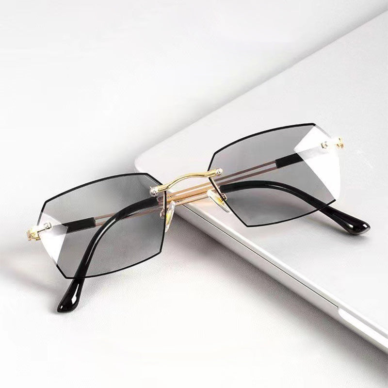 AdaptiveLens - The Only Pair of Glasses You'll Ever Need - 50% OFF