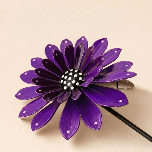 Bloomvale™ – Hand-Shaped 3D Metal Zinnia Garden Stakes with UV-Coated Weatherproof Finish + 50% OFF