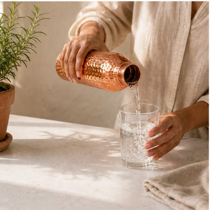 Emberwell – One-Piece Solid Copper, Plastic-Free Hammered Water Bottle + 50% OFF