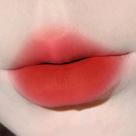 VelvetTwist - Flaunt flawless matte lips all day + 1 + 1 FREE